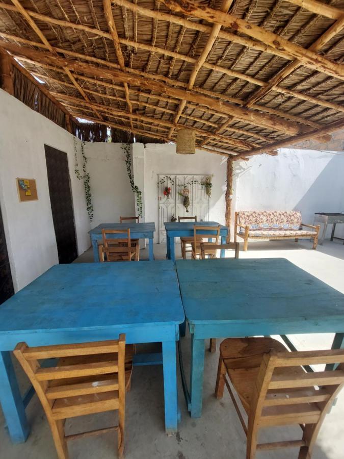 Karibu House *
